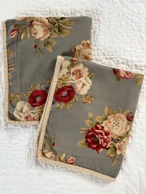 x2 Chaps HUDSON RIVER VALLEY Standard Pillow Shams Cotton Floral Cottagecore